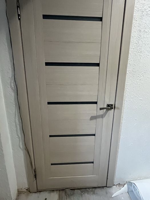 Продам двери, размеры 60, 80,90