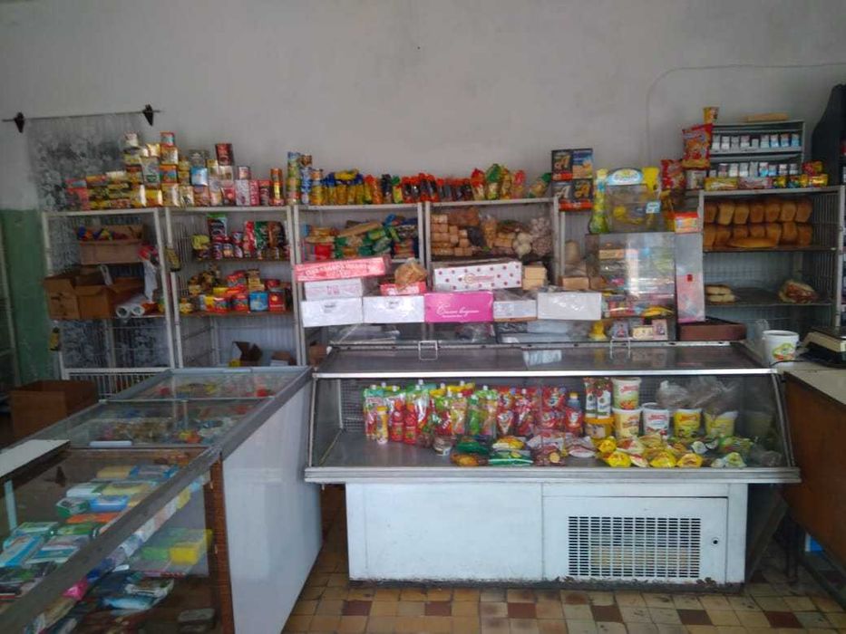 Продам действующий магазин.