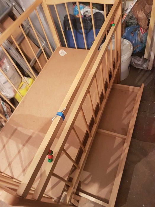 Продам детскую кроватку