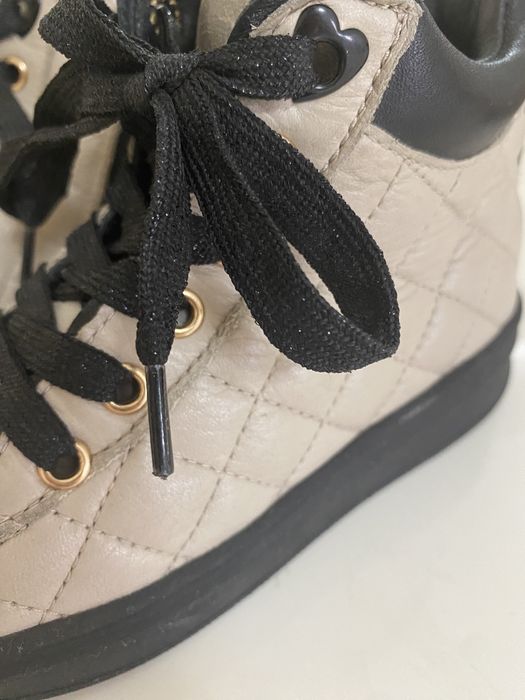 Ботинки на девочку, кожа 27 р.