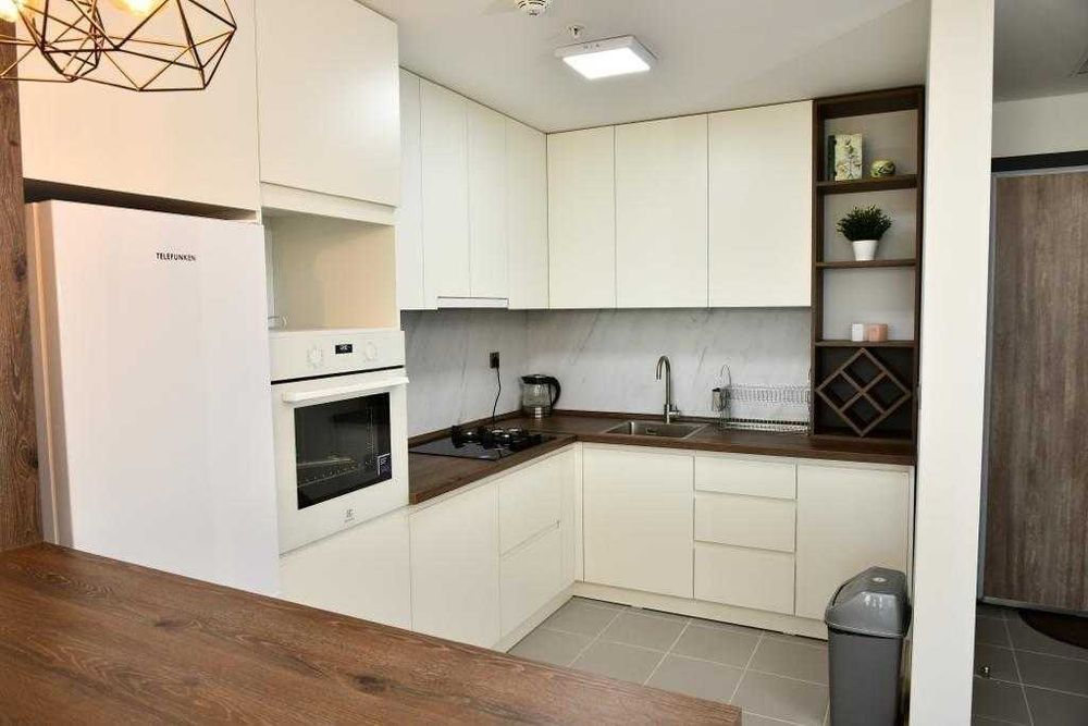 Дава се под наем Двустаен апартамент в София, Манастирски ливади - 70 кв.м за 561 € - Снимка #2