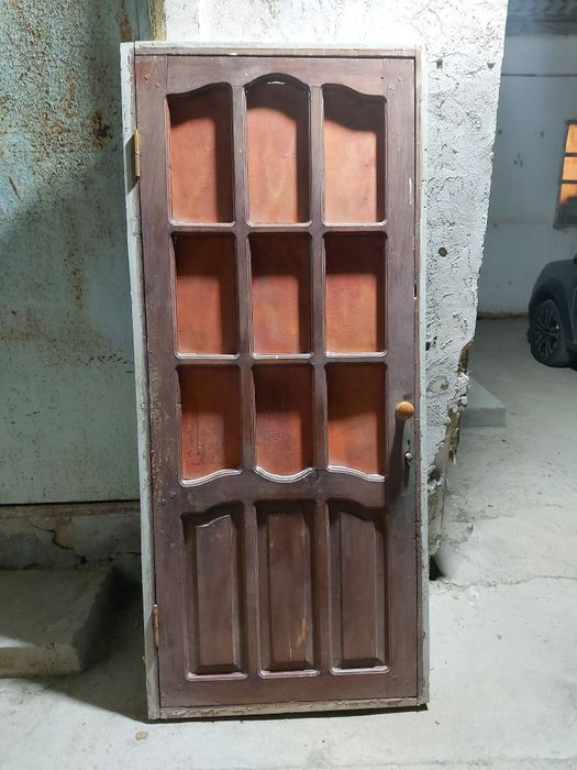 Есіктер сатылады