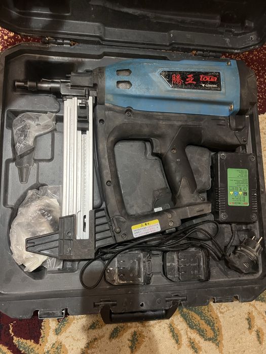 Монтажный пистолет газовый