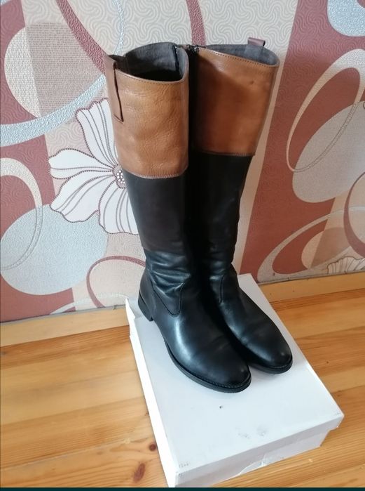 Ботуши Nickels 2 броя естествена кожа номер 37.