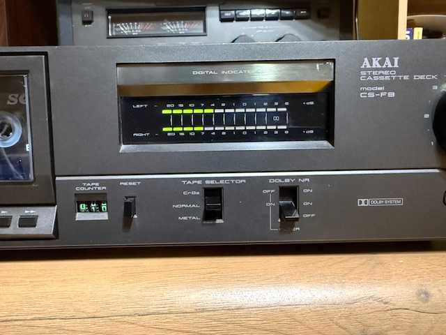 AKAI CS-F9, casetofon deck