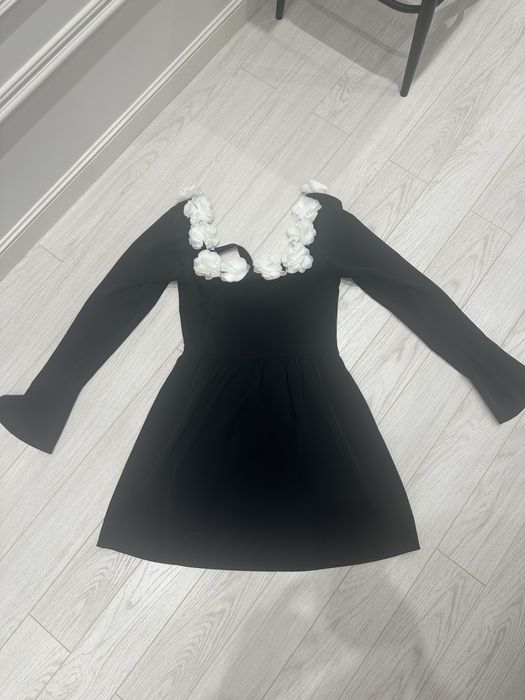 Платье Lichi в идеальном состоянии