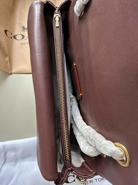 Дамска чанта Coach Tabby 26