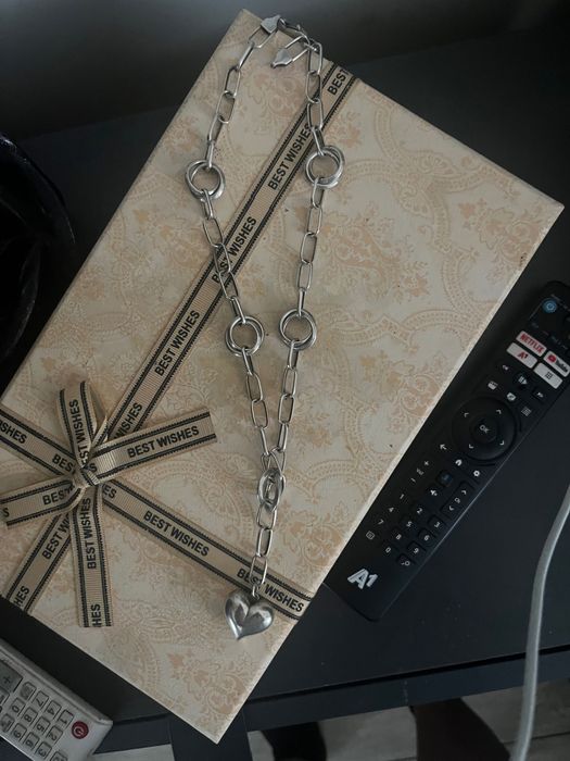 Продавам страхотен сребърен ланец