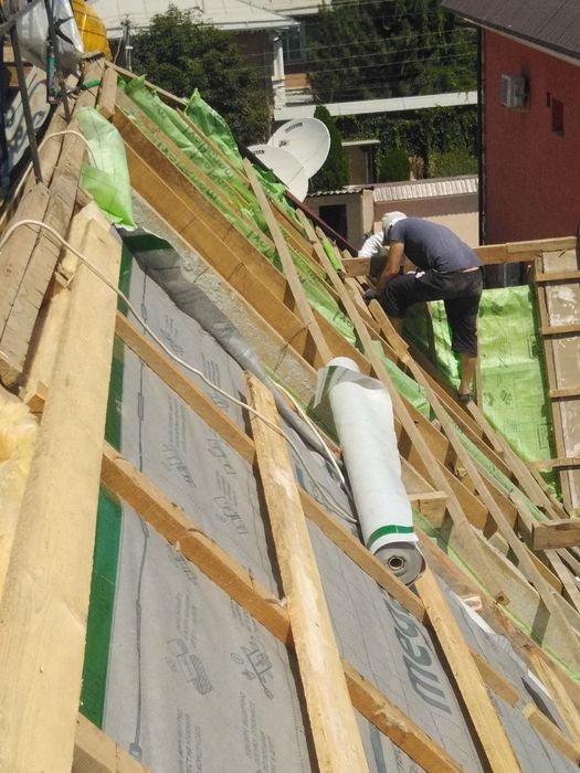 Ремонт крыши.Фольгоизол.Профнастил.Гидроизоляция.Эксплуатируемые крыши