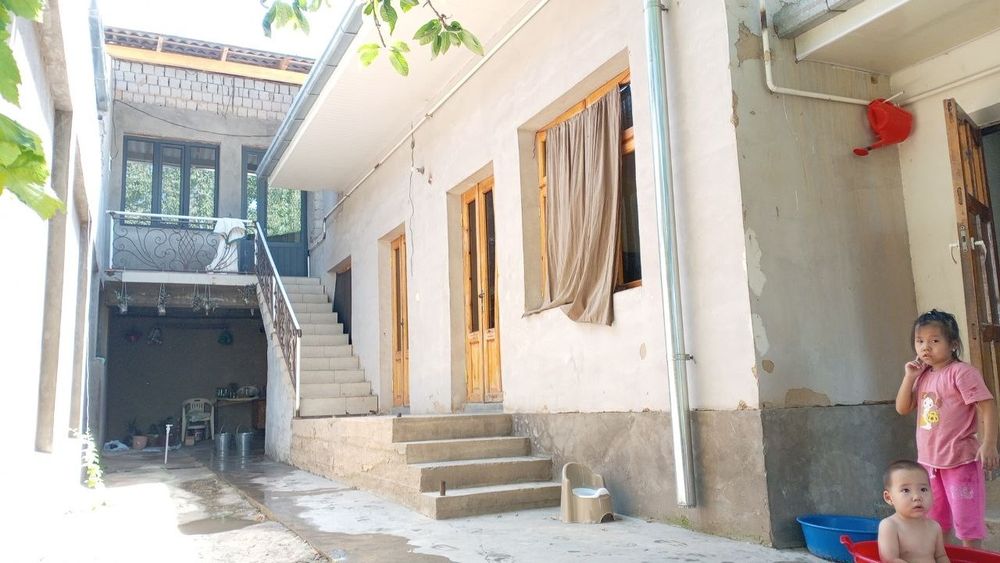 Срочна Уй сотилади 3.5 сотих