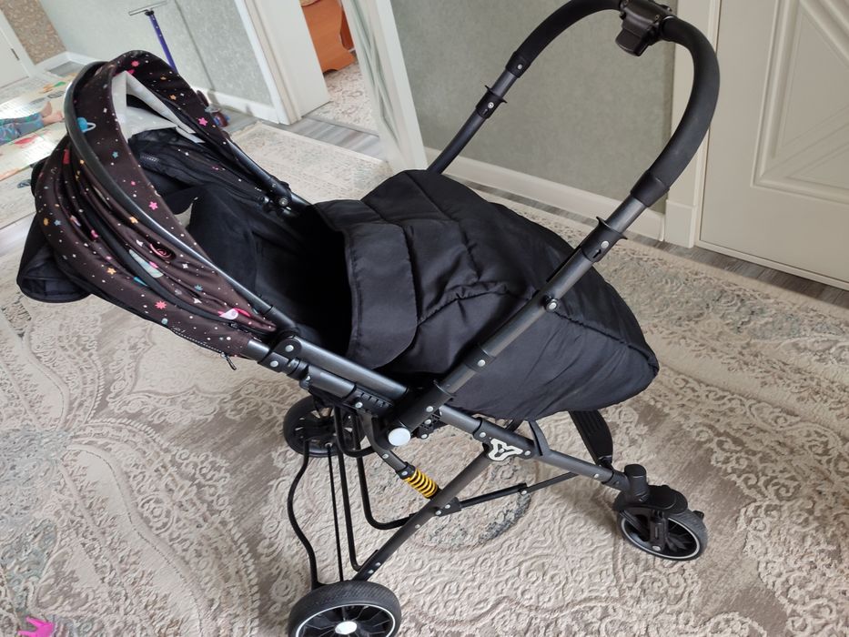 Продам детскую каляску