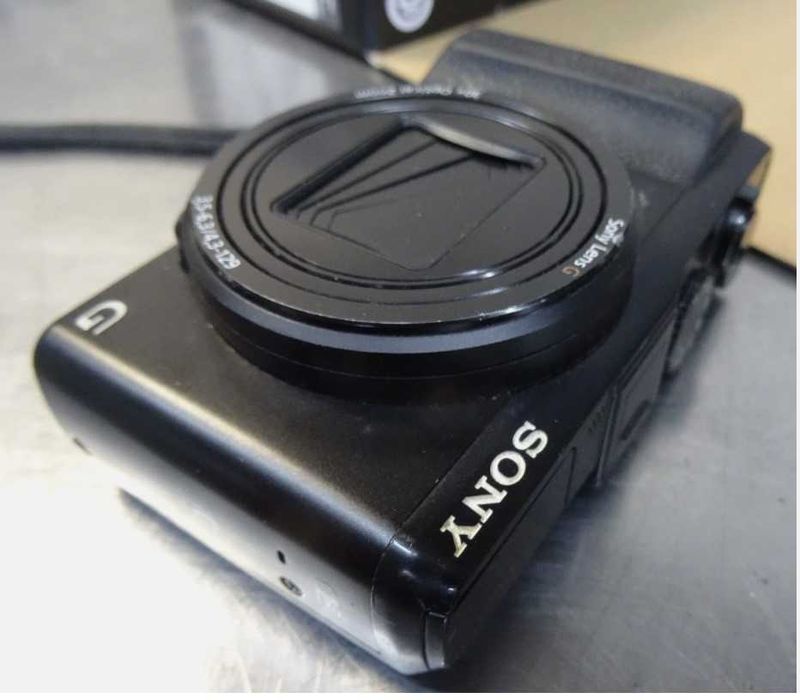 Цифров фотоапарат  Sony Cyber-shot DSC-HX50 Wi-Fi,SMART