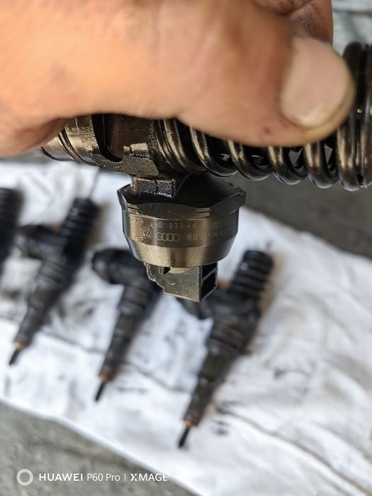 Помпа дюзи за 2.0TDI 140к.с