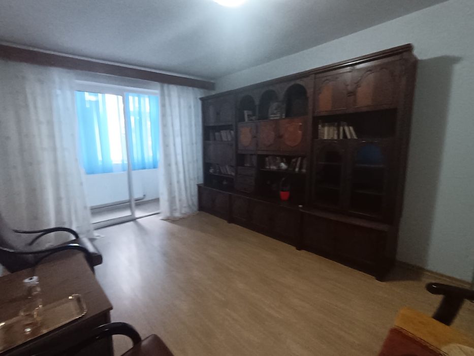 Inchiriez apartament 2 camere