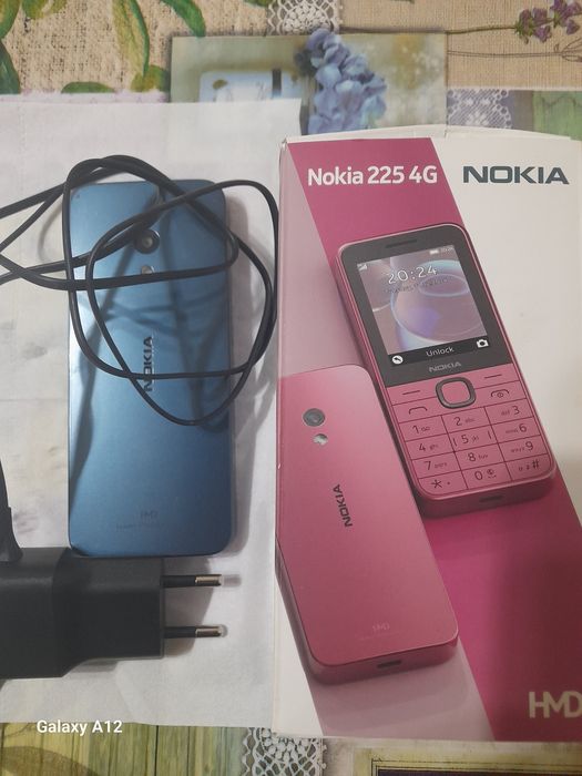 Telefon mobil NOKIA 225  4G