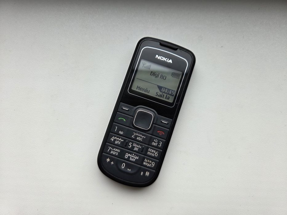Nokia 1202-2 - telefon simplu cu butoane