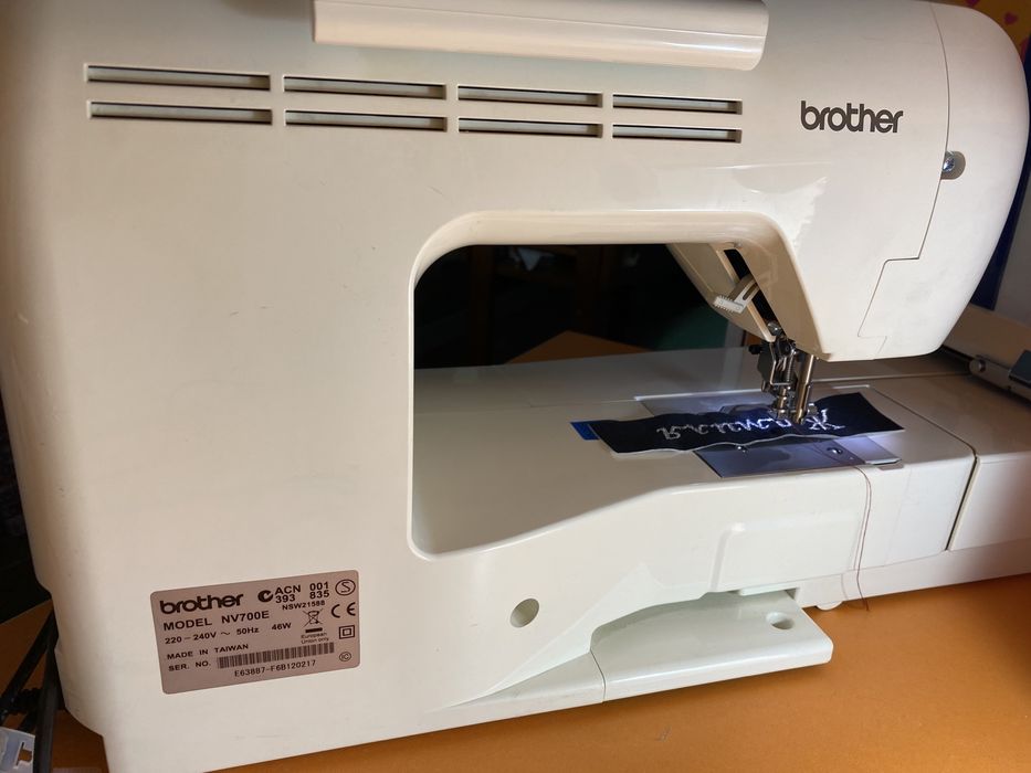 Машинка Вышивальная Brother-700E.