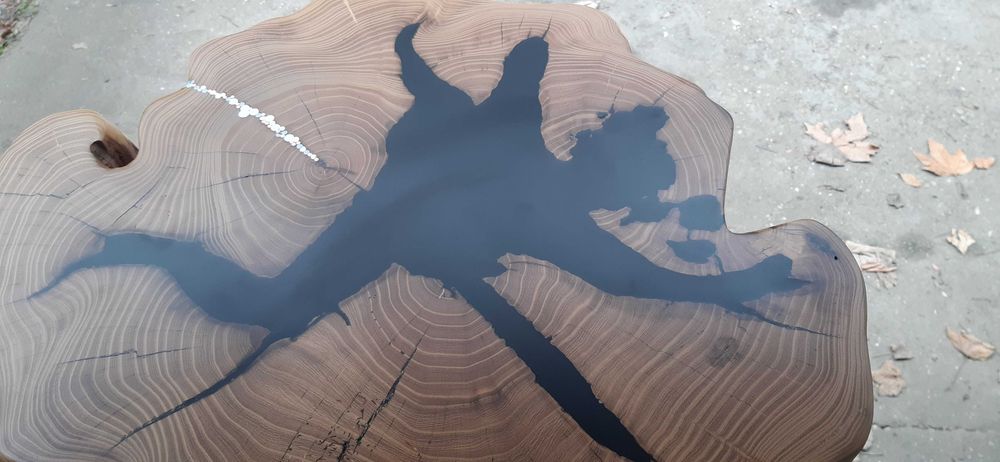 Дизайнерска настолна МАСА