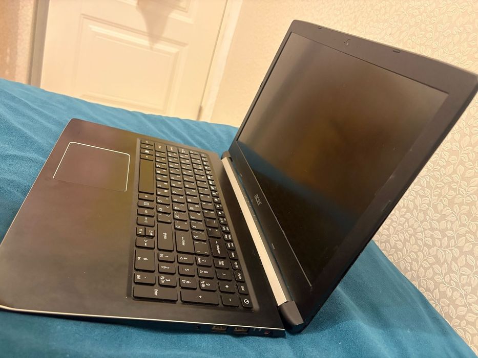 Ноутбук Acer Aspire A715-72G