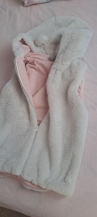 Пухкаво елече с цип