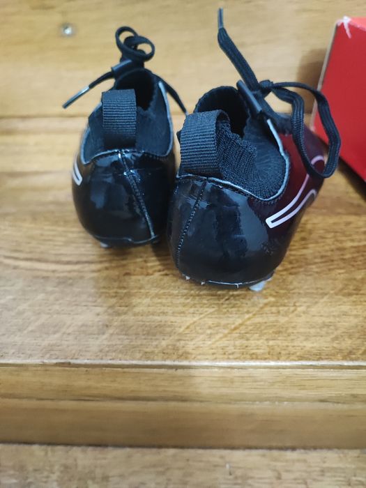 Ghete fotbal puma copii 29 crampoane nu Nike adidas