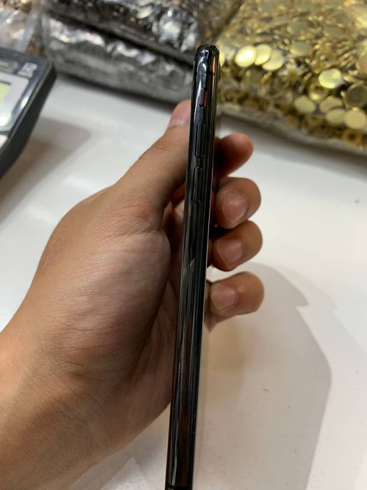 iPhone X 64gb bitta batareyka almashkan fes id tru ton bor