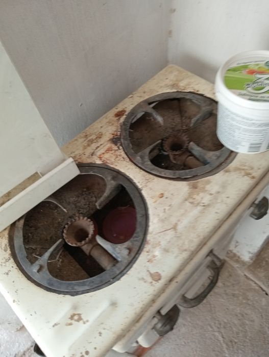 Газ плита.           .