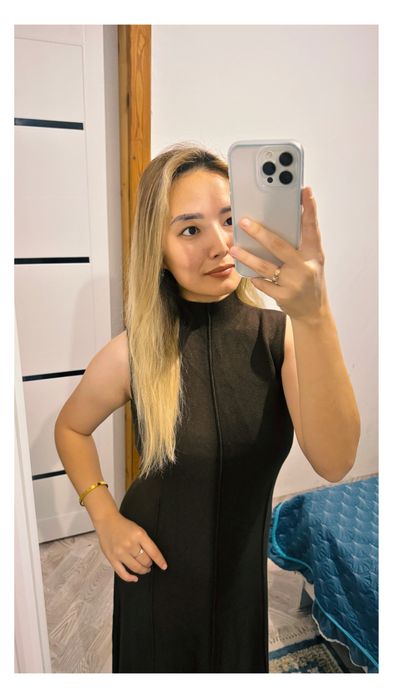 Платье с накидкой