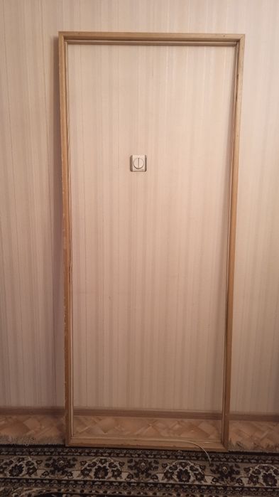Входная дверь дерево