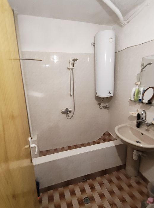 Продава се Двустаен апартамент в Стара Загора, Метро - 64 кв.м за 1188 €/кв.м - Снимка #2