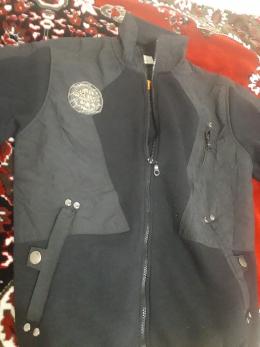 Продаю свитера мужские