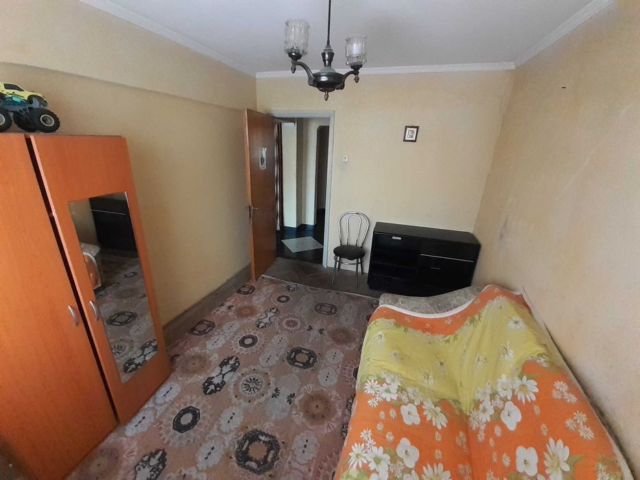 Vand covoare de casa pentru sufragerie si dormitoare