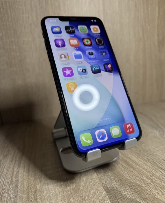 iPhone 11 PRO MAX / 93% / Accept Schimburi