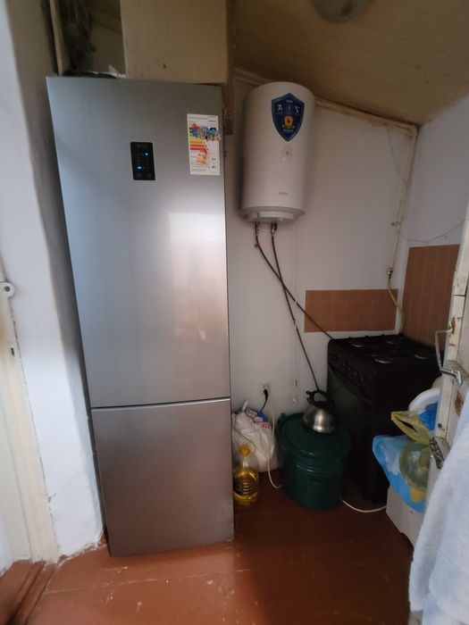 Дом 2 комнаты,участок 3 сотки.