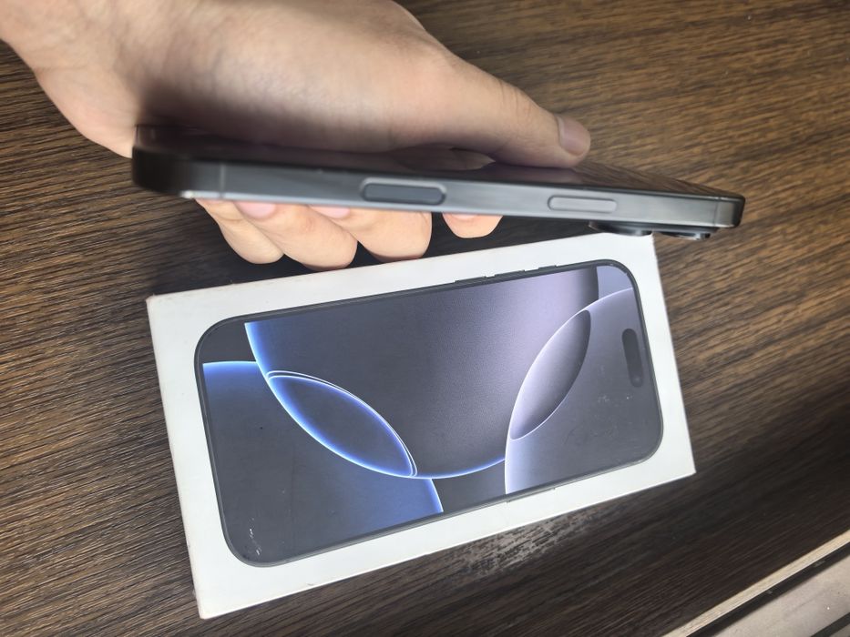 iPhone 16 pro 95% 256gb full