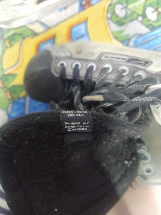 Продам хоккейнные коньки