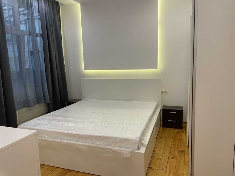 Дава се под наем Тристаен апартамент в София, Център - 70 кв.м за 701.25 € - Снимка #3