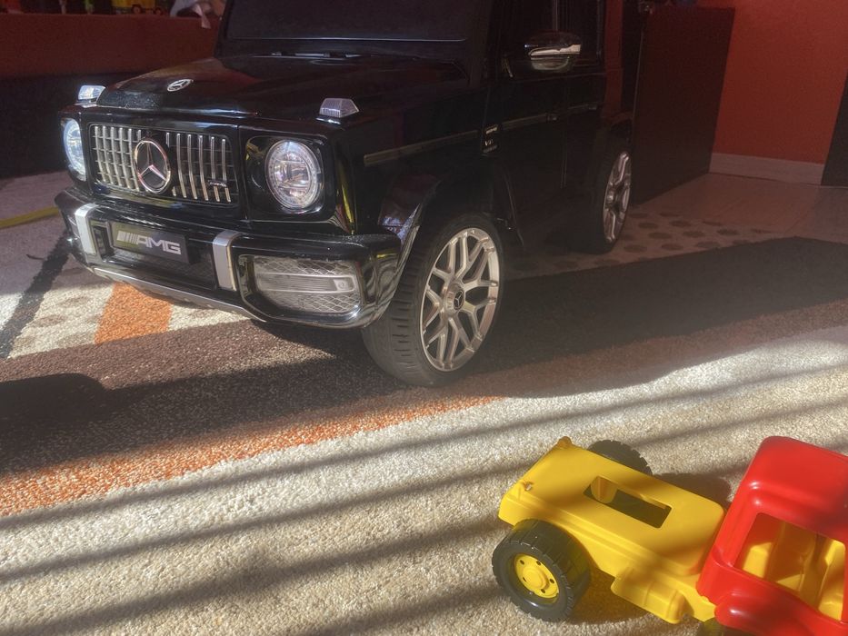 Детска акумулаторна количка