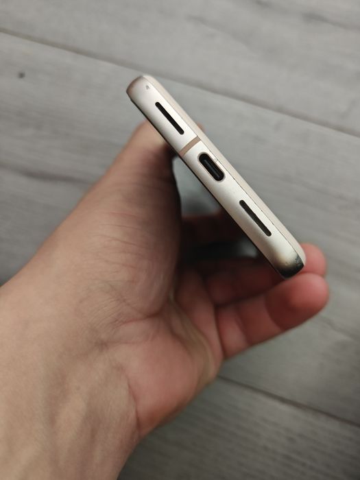 Google Pixel 8 128GB Gold