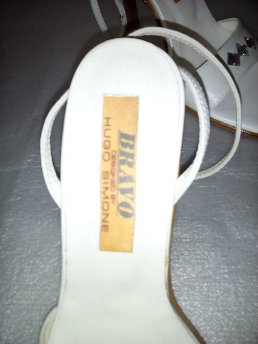 Босоножки женские