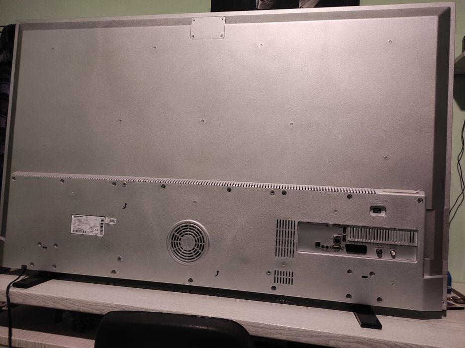 Smart TV Grundig de 140 cm