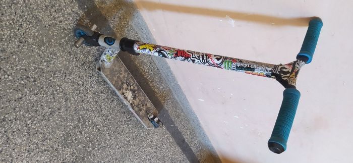 Тротинетка за трикове Oxelo + пегове