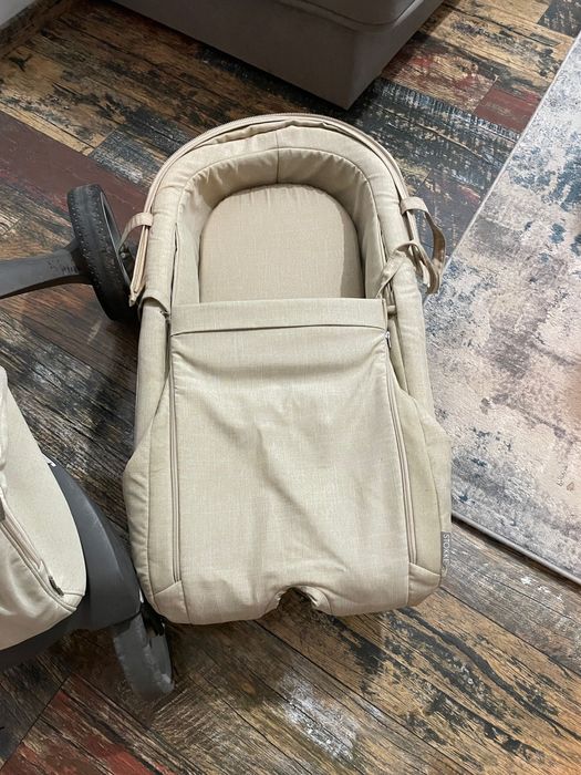 Vand carucior copil Stokke V5 3in1
