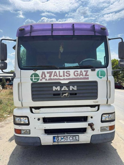Vand MAN TGA 18.390 an 2005 si semiremorca LUCK 46 mc an 2008