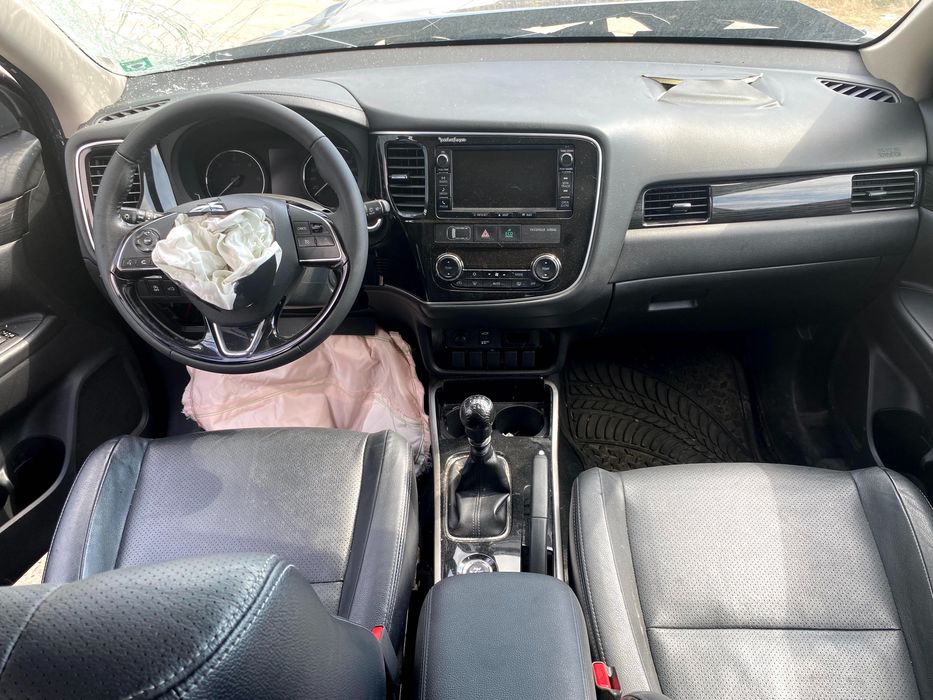 Мицубиши Аутлендър 2. 2 DI-D, 150 кс. , 6 ск. , 2017г. , 76 000 , 4N14