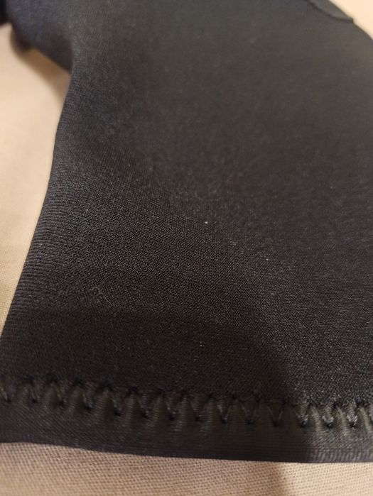 Неопренови ръкавици