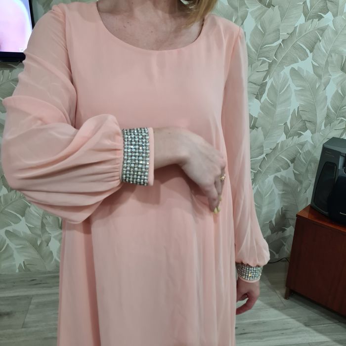 Женское, легкое, вечернее платье