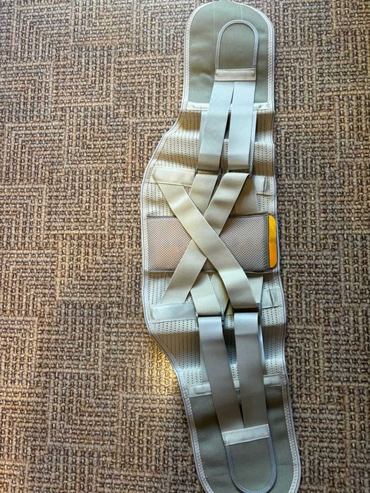 Ортопедический корсет для спины