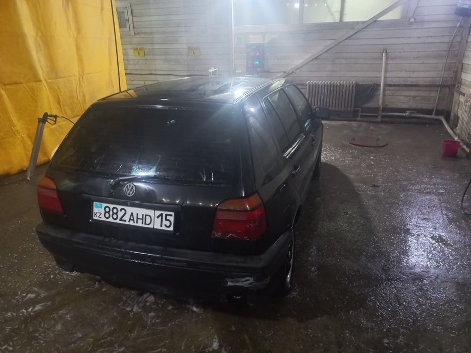 Продам хороший гольф 3 1.6