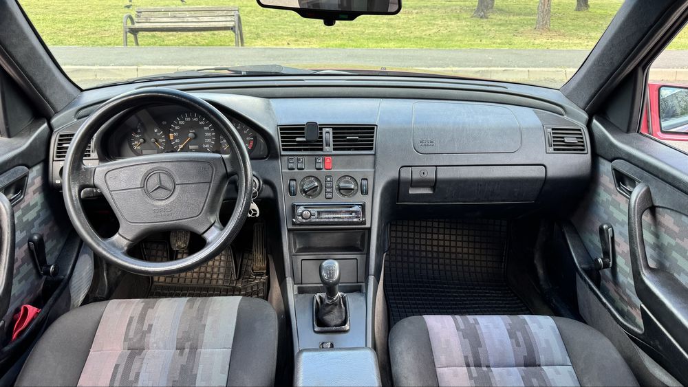 Mercedes  C-Class GPL